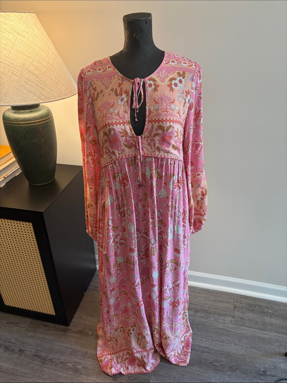 Pink Floral Boho Long Sleeve Maxi Dress 100% Viscose Medium Beach Resortwear
